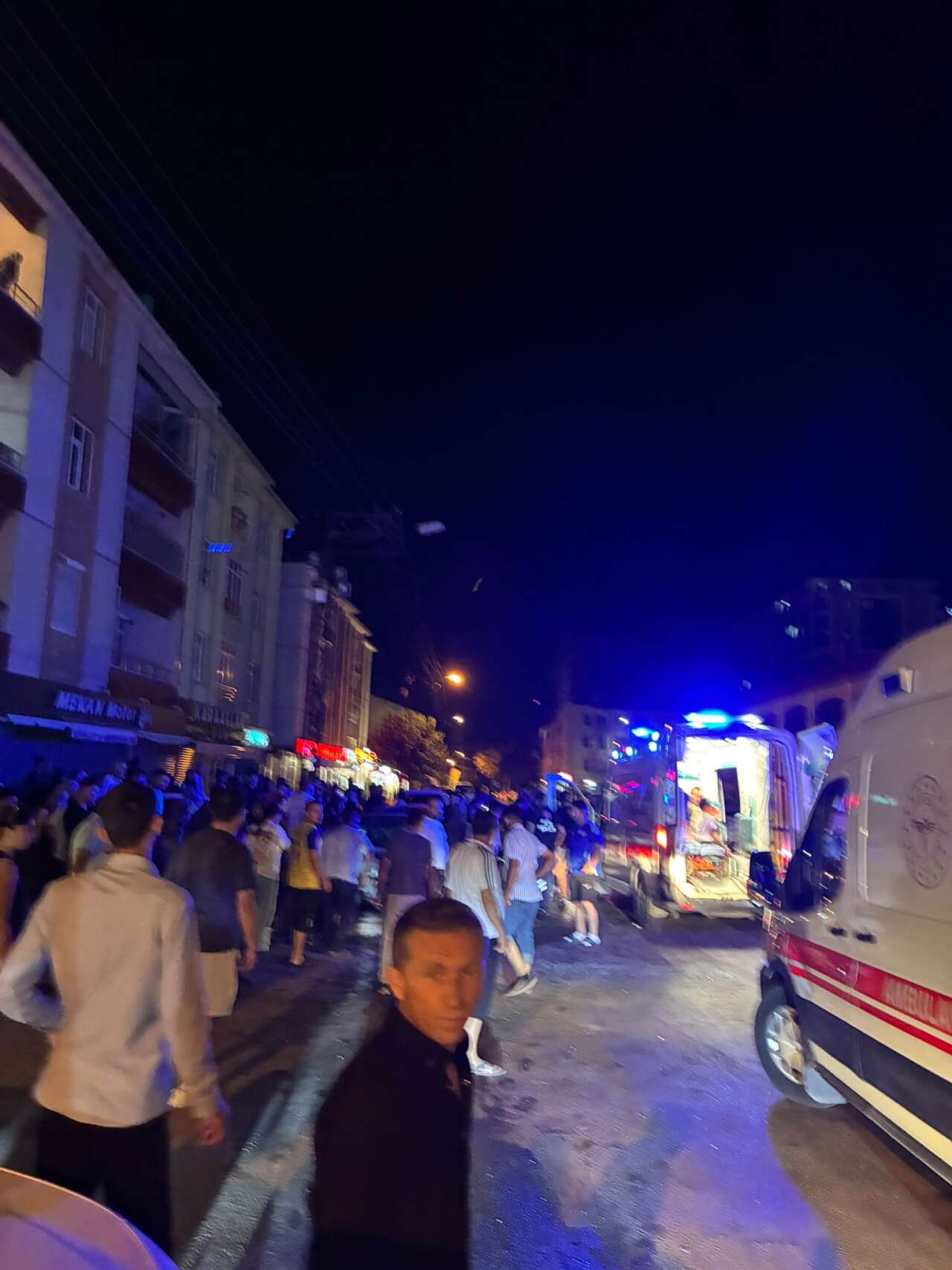 Konya’nın merkezinde gece yarısı büyük kaza! 8 yaralı var 1